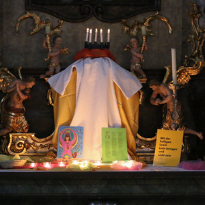 Station zur Heiligen Lucia in der Pfarrkirche Dobl